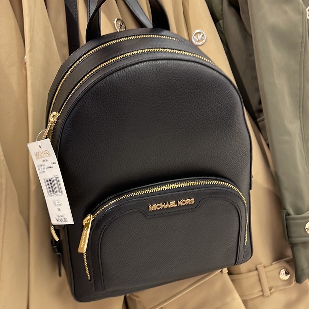 MICHAEL KORS Jaycee Medium zip pocket Pebbled Leather Backpack BLACK color